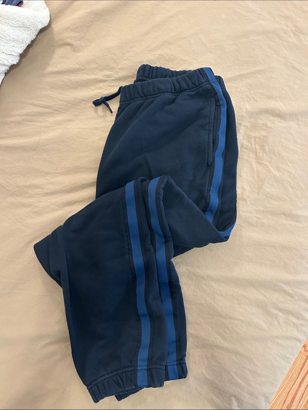 Uniqlo Men’s Navy Jogger Pants with Blue Side Stripe